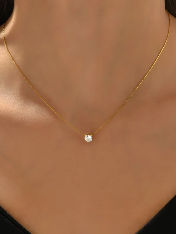 18k Rhinestone Pendant Necklace