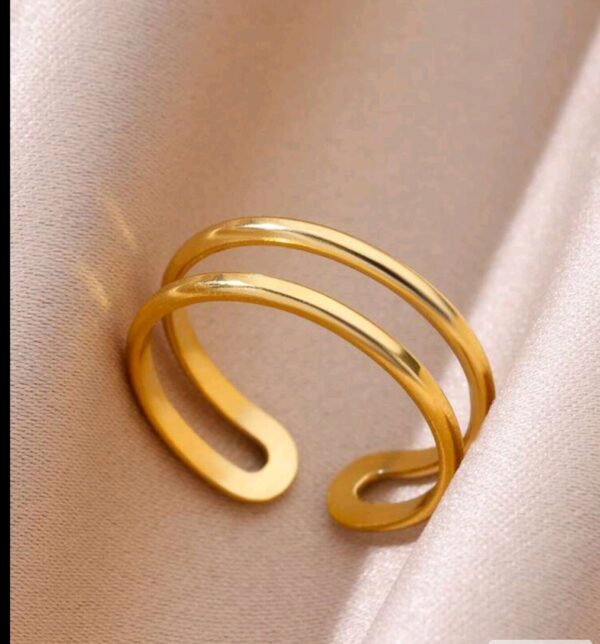 Double Layed Gold Ring