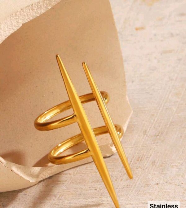 Bar Design Ring