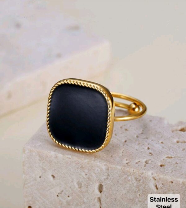 Square Black Pearl Ring