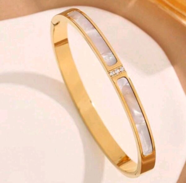Gold Marble Bracelet - Image 5