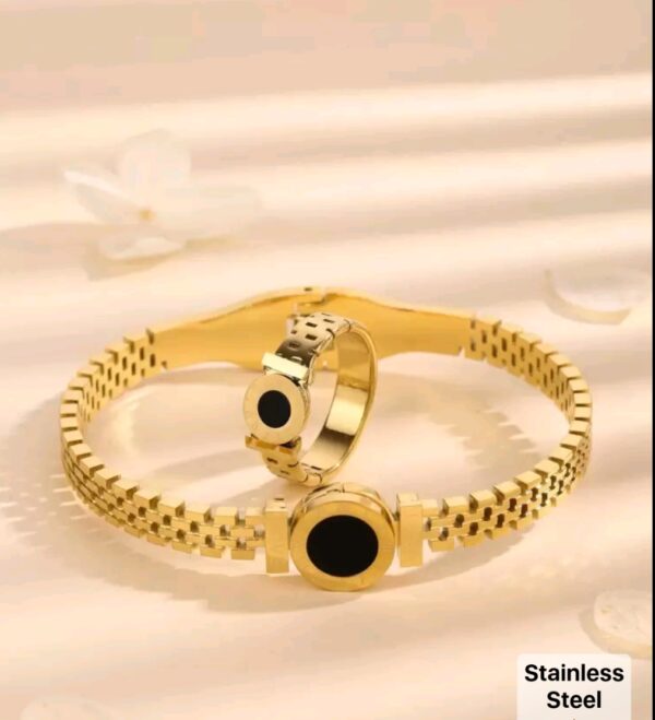 2Pcs 18K Gold Plated & Black Disc Bracelet & Ring - Image 4